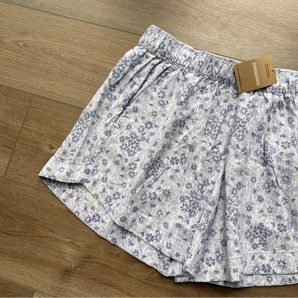 Women’s Patagonia Garden Island Shorts Purple Floral - Picture 3 of 6